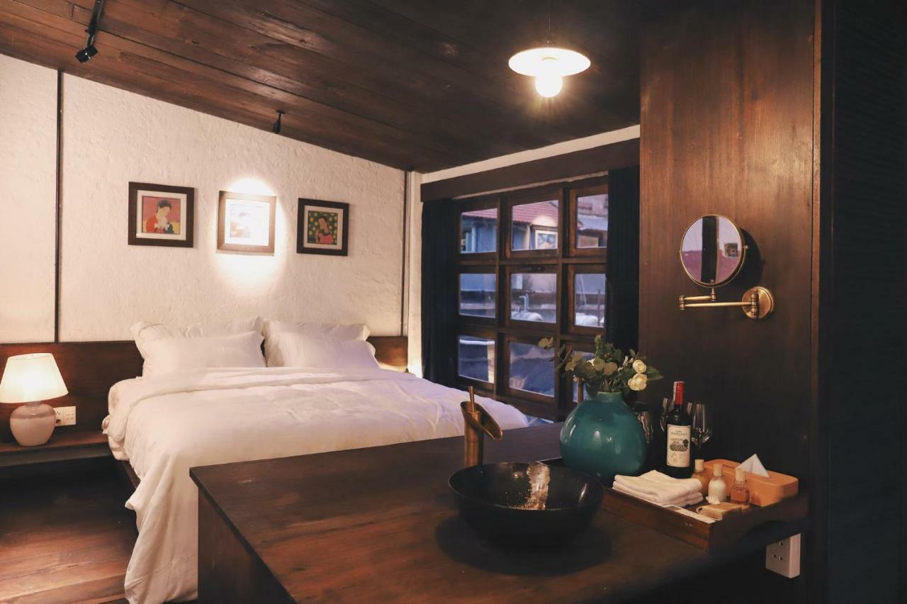 Secret Cottage Boutique Hotel Bandar Ho Chi Minh Luaran gambar